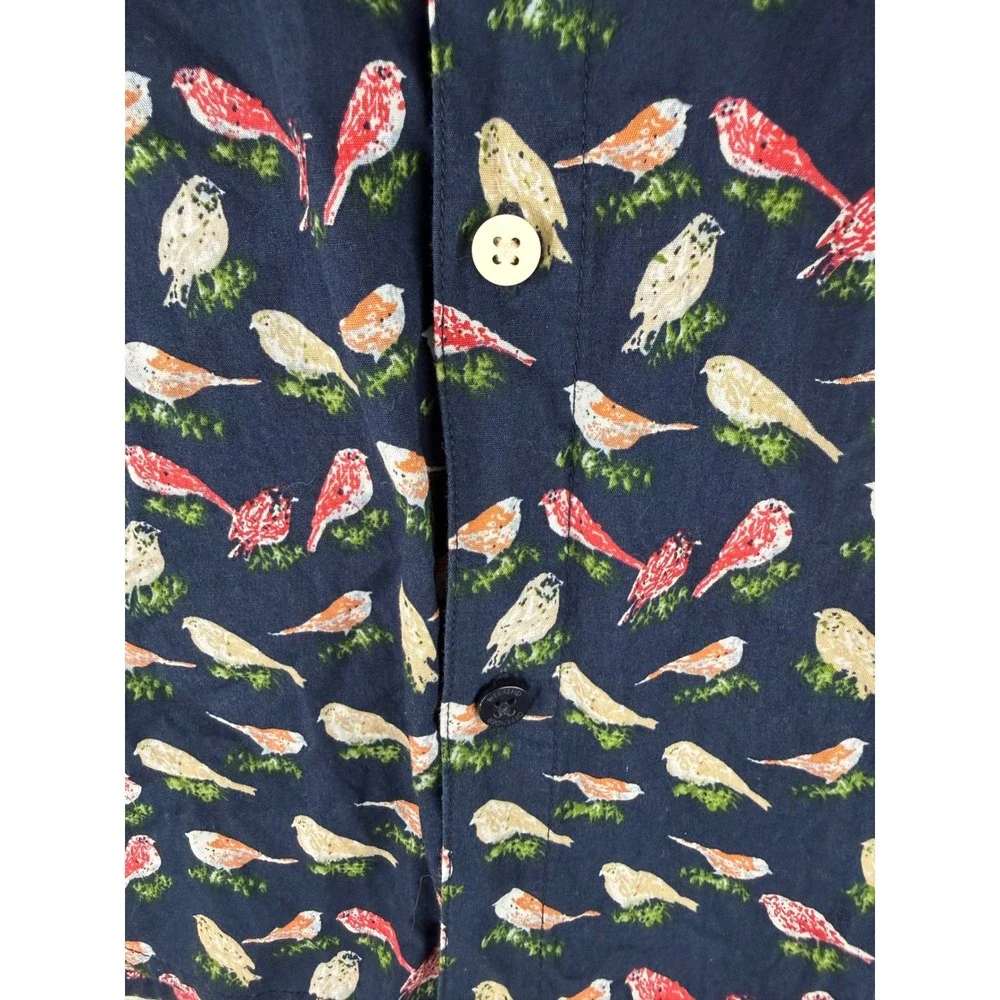 Weekend Offender Button Down Shirt Mens Large‎ Navy Blue Bird Print Short Sleeve